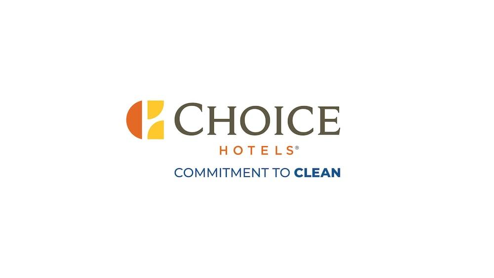 Quality Inn & Suites West Omaha - Ne Linclon Luaran gambar