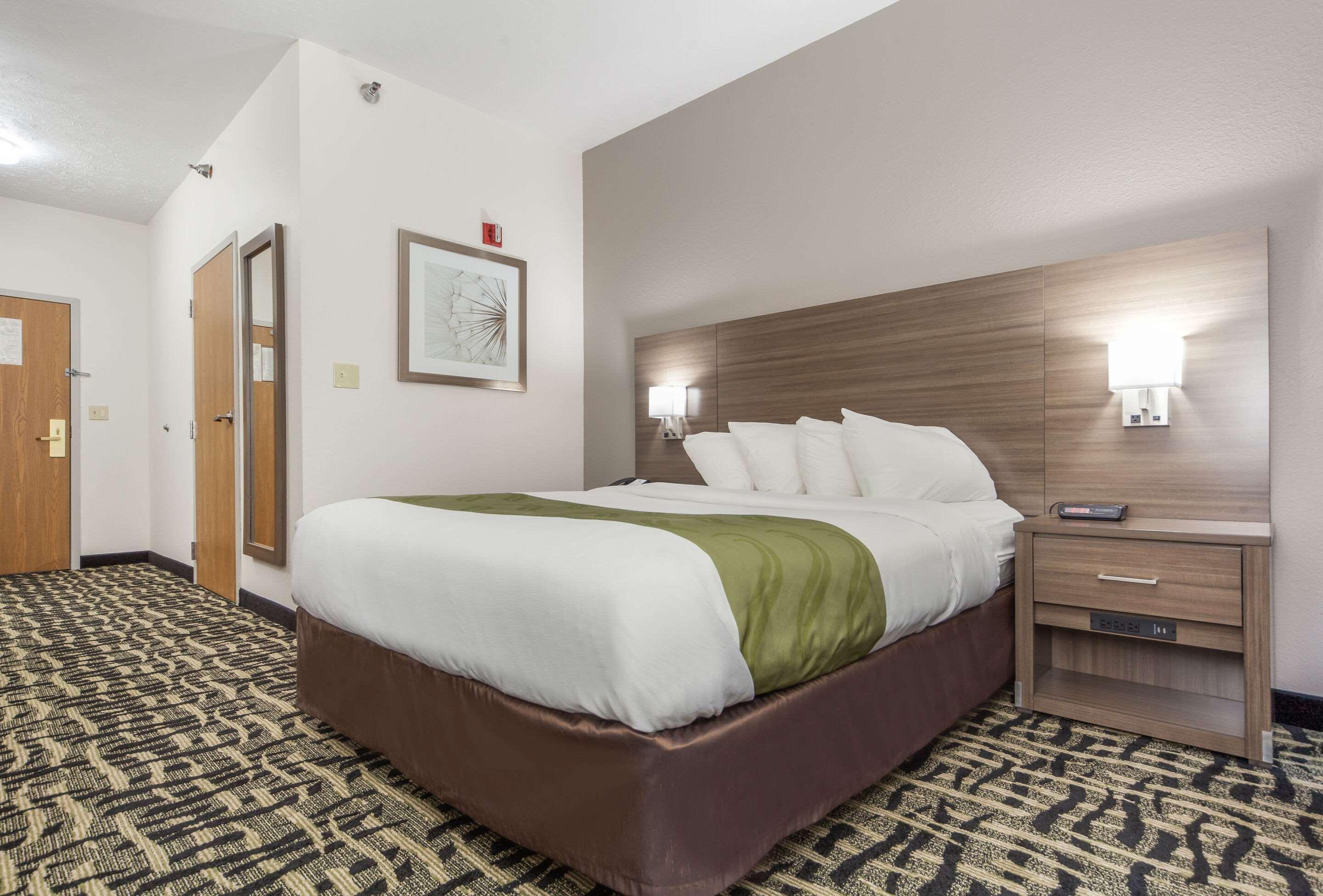 Quality Inn & Suites West Omaha - Ne Linclon Luaran gambar