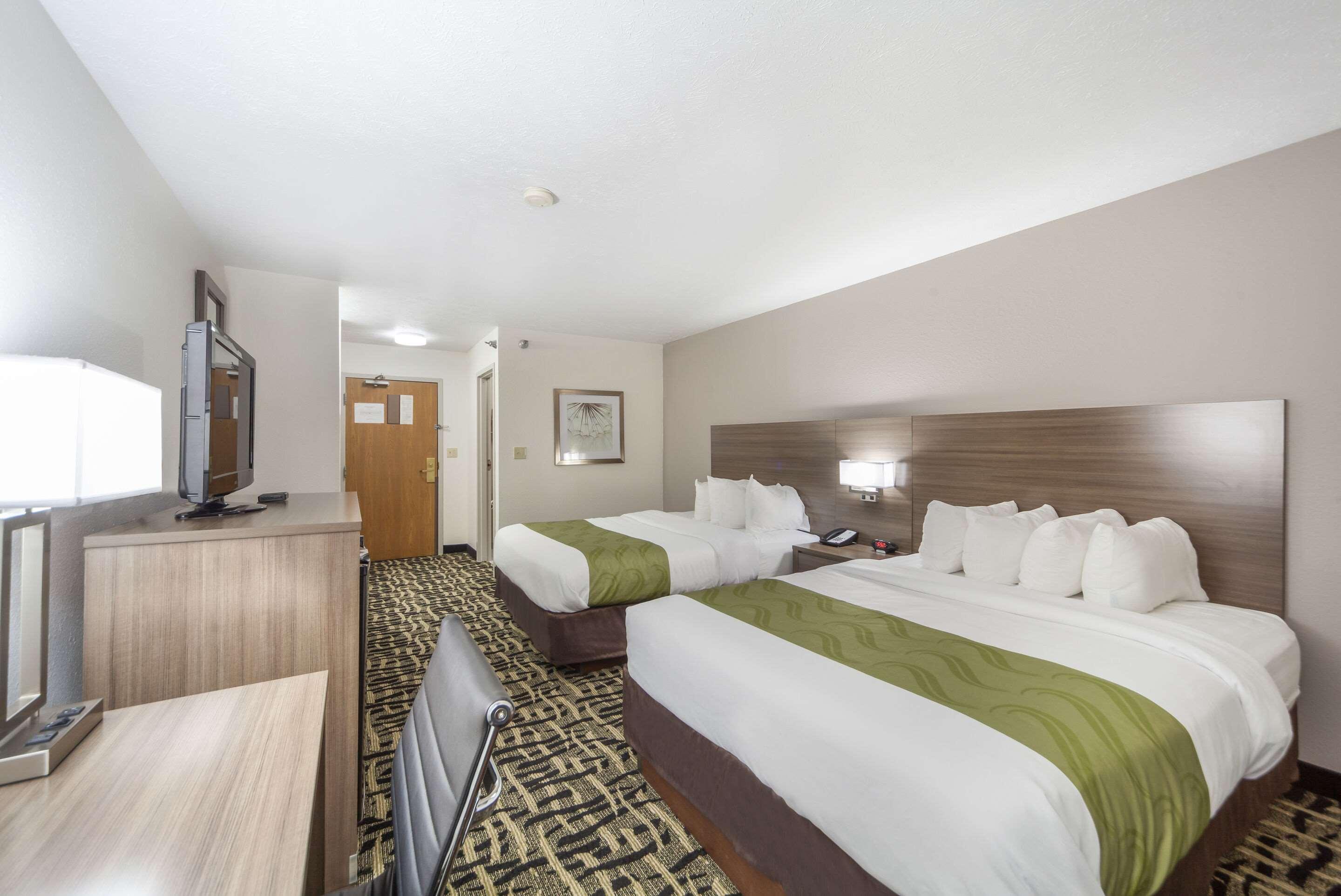 Quality Inn & Suites West Omaha - Ne Linclon Luaran gambar