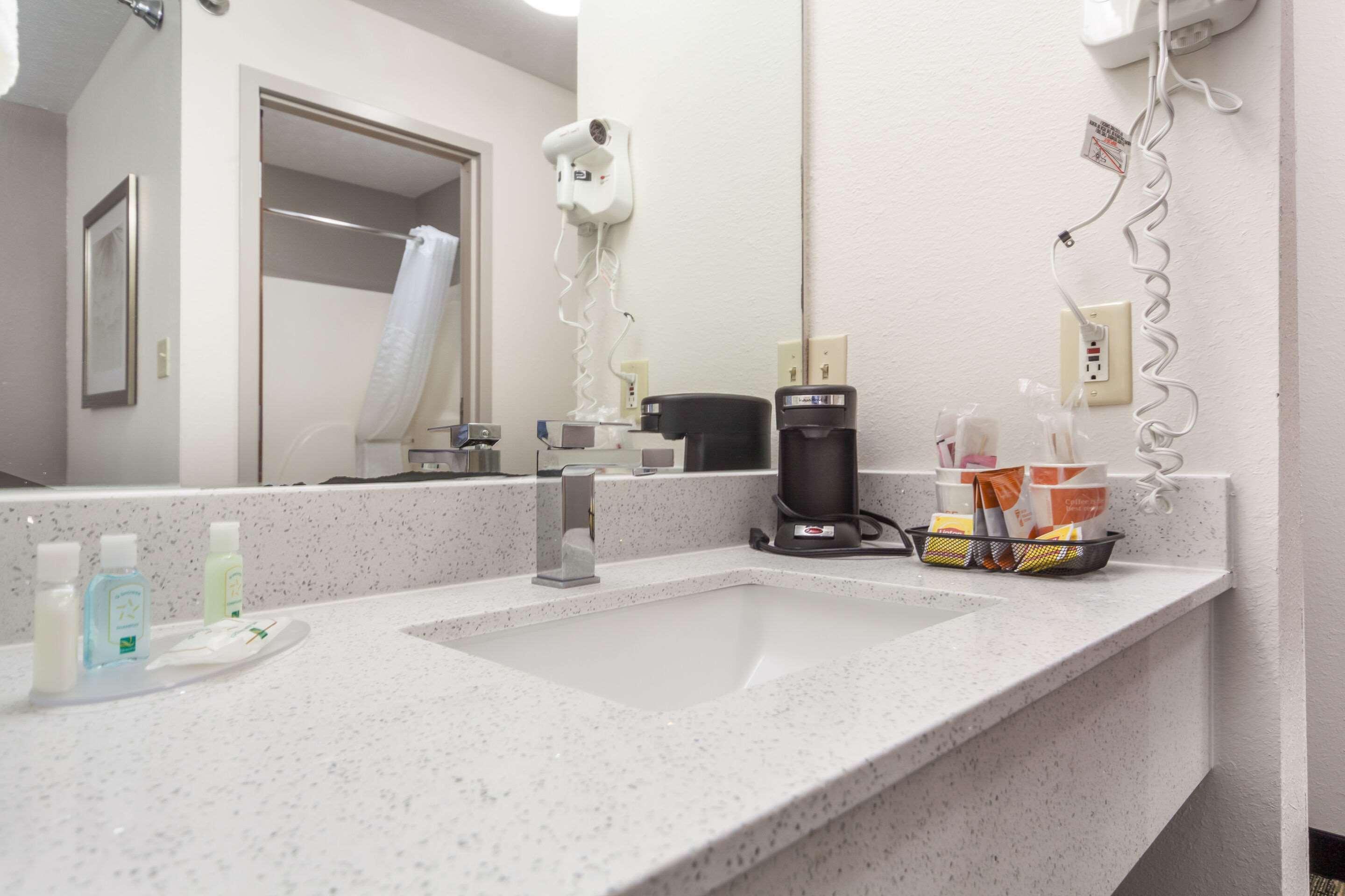 Quality Inn & Suites West Omaha - Ne Linclon Luaran gambar