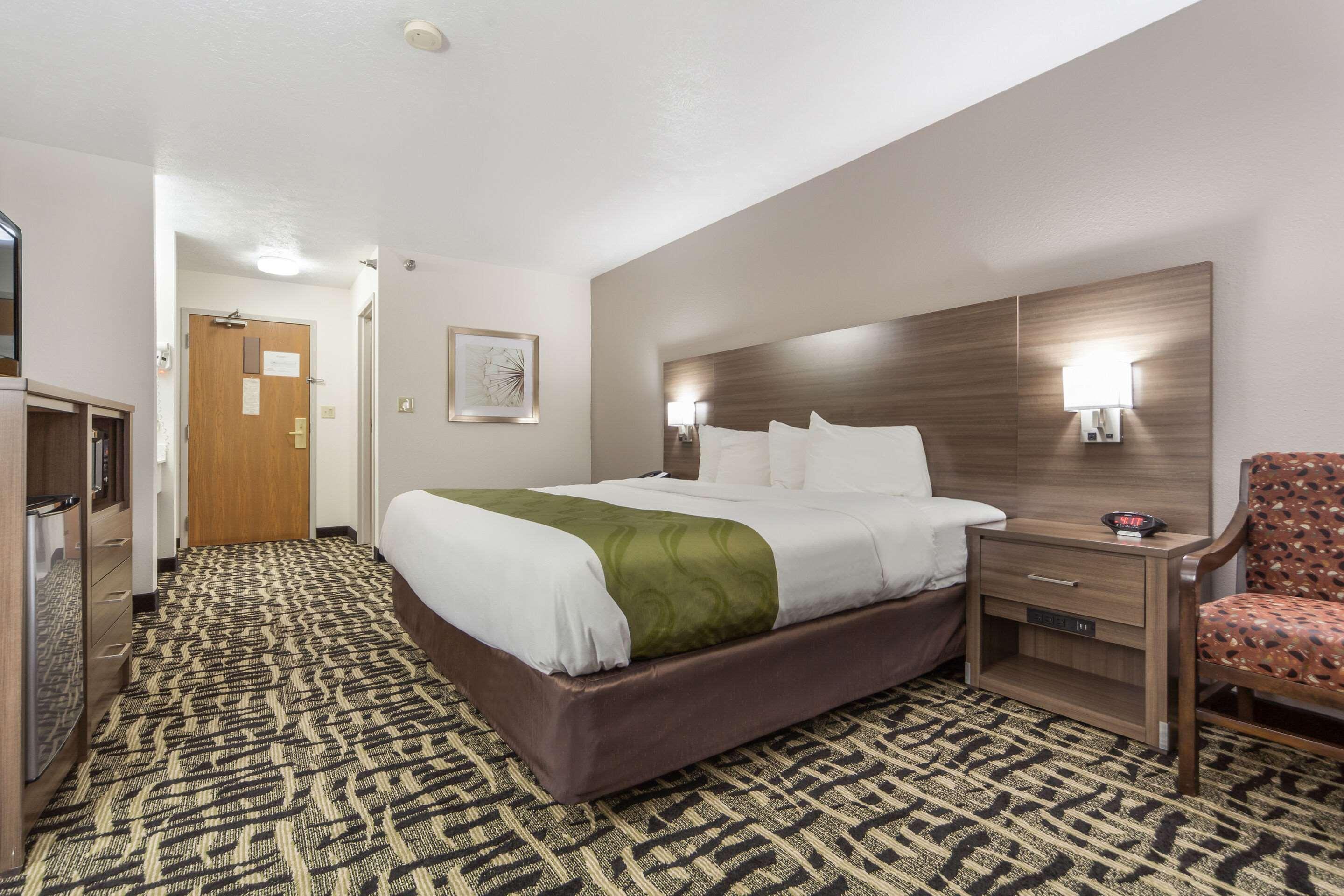Quality Inn & Suites West Omaha - Ne Linclon Luaran gambar