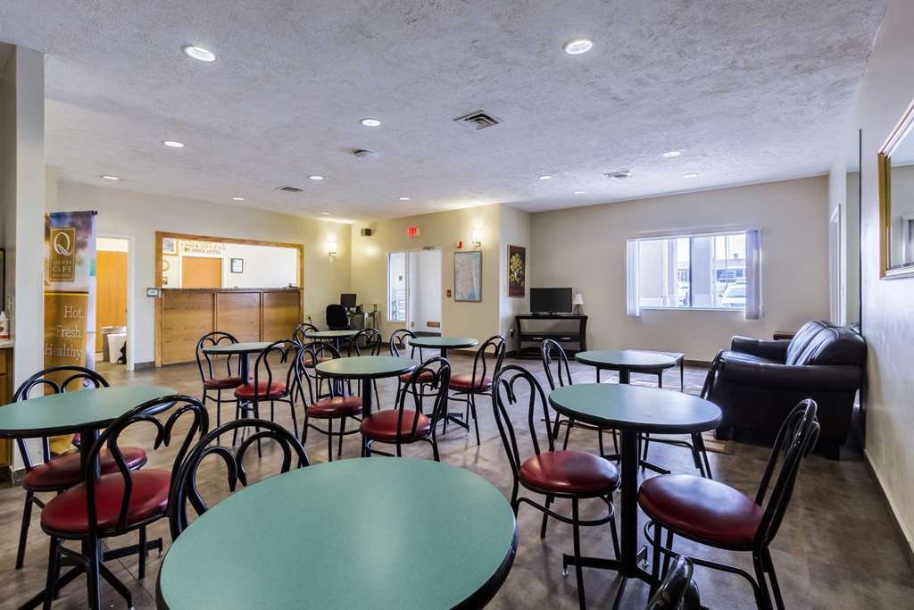 Quality Inn & Suites West Omaha - Ne Linclon Restoran gambar