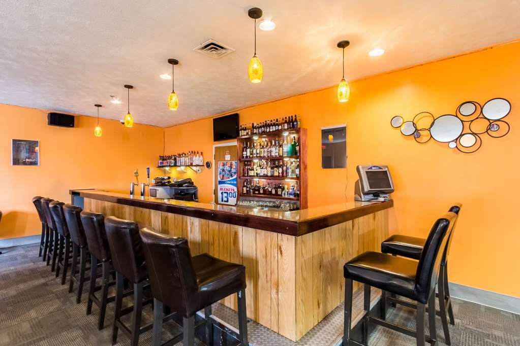 Quality Inn & Suites West Omaha - Ne Linclon Restoran gambar